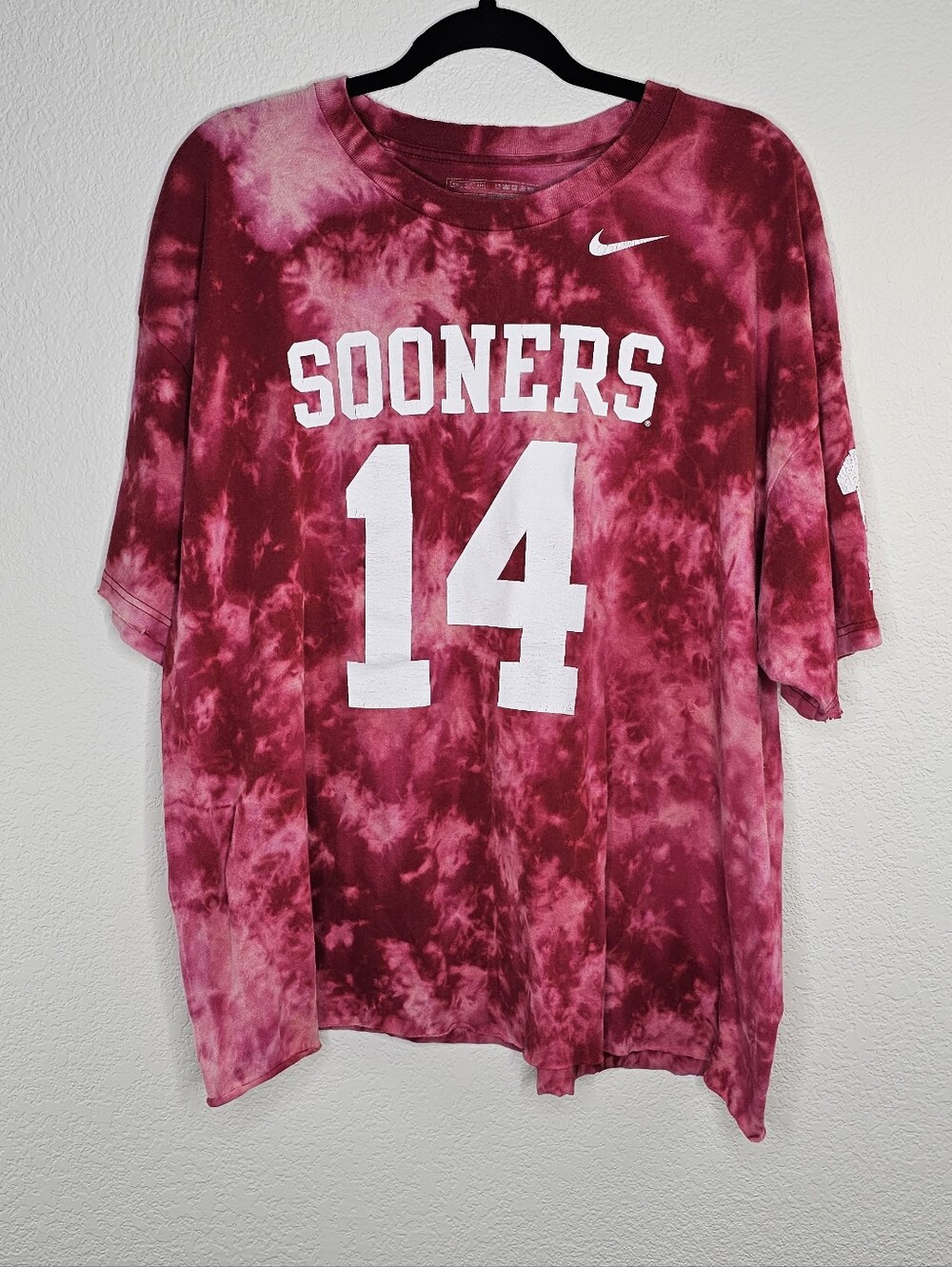 Nike Oklahoma Sooners Football College Tie Dye Crop Raw Edge Tshirt Oversized